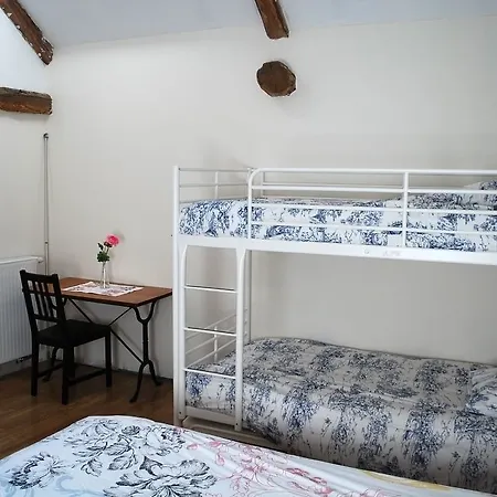 Bed & Breakfast D'hotes Entre Dolmens Et Fontaines Sévérac-le-Château