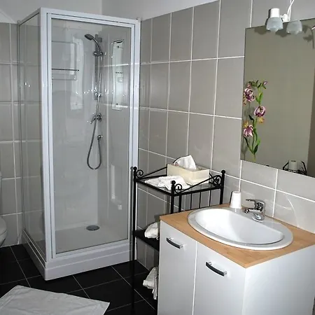 D'hotes Entre Dolmens Et Fontaines Bed & Breakfast Sévérac-le-Château