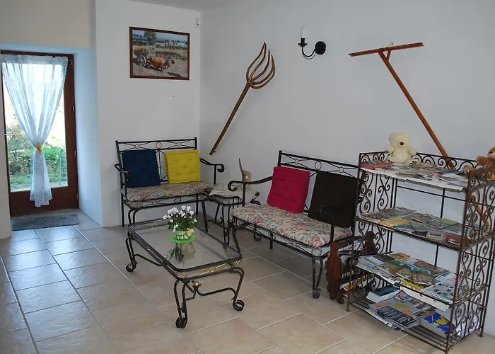 D'hotes Entre Dolmens Et Fontaines Sévérac-le-Château