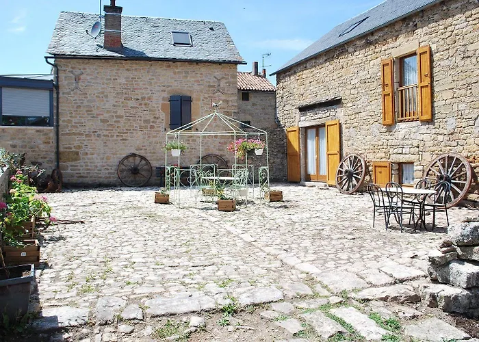 D'hotes Entre Dolmens Et Fontaines Bed and Breakfast Sévérac-le-Château