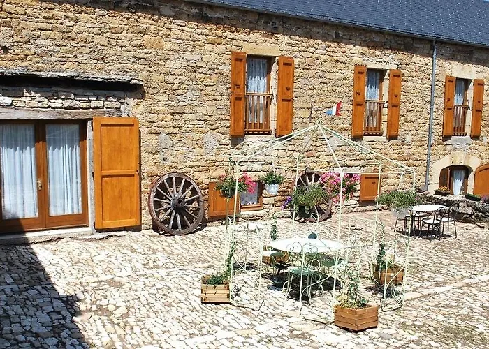 Bed and Breakfast D'hotes Entre Dolmens Et Fontaines 3*