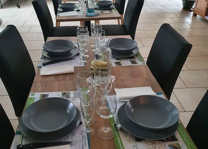 D'hotes Entre Dolmens Et Fontaines 3*