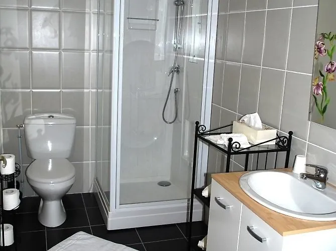 Bed and Breakfast D'hotes Entre Dolmens Et Fontaines