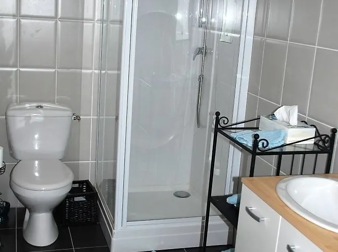 D'hotes Entre Dolmens Et Fontaines Bed and Breakfast