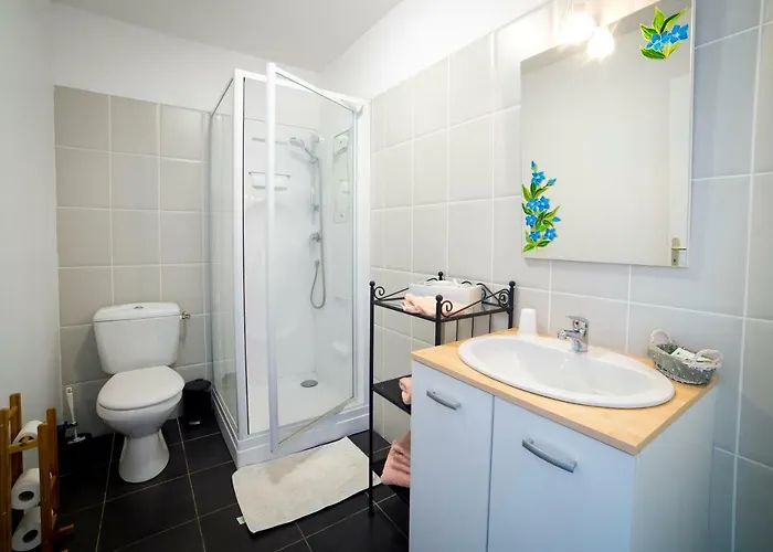 D'hotes Entre Dolmens Et Fontaines Bed and Breakfast Sévérac-le-Château